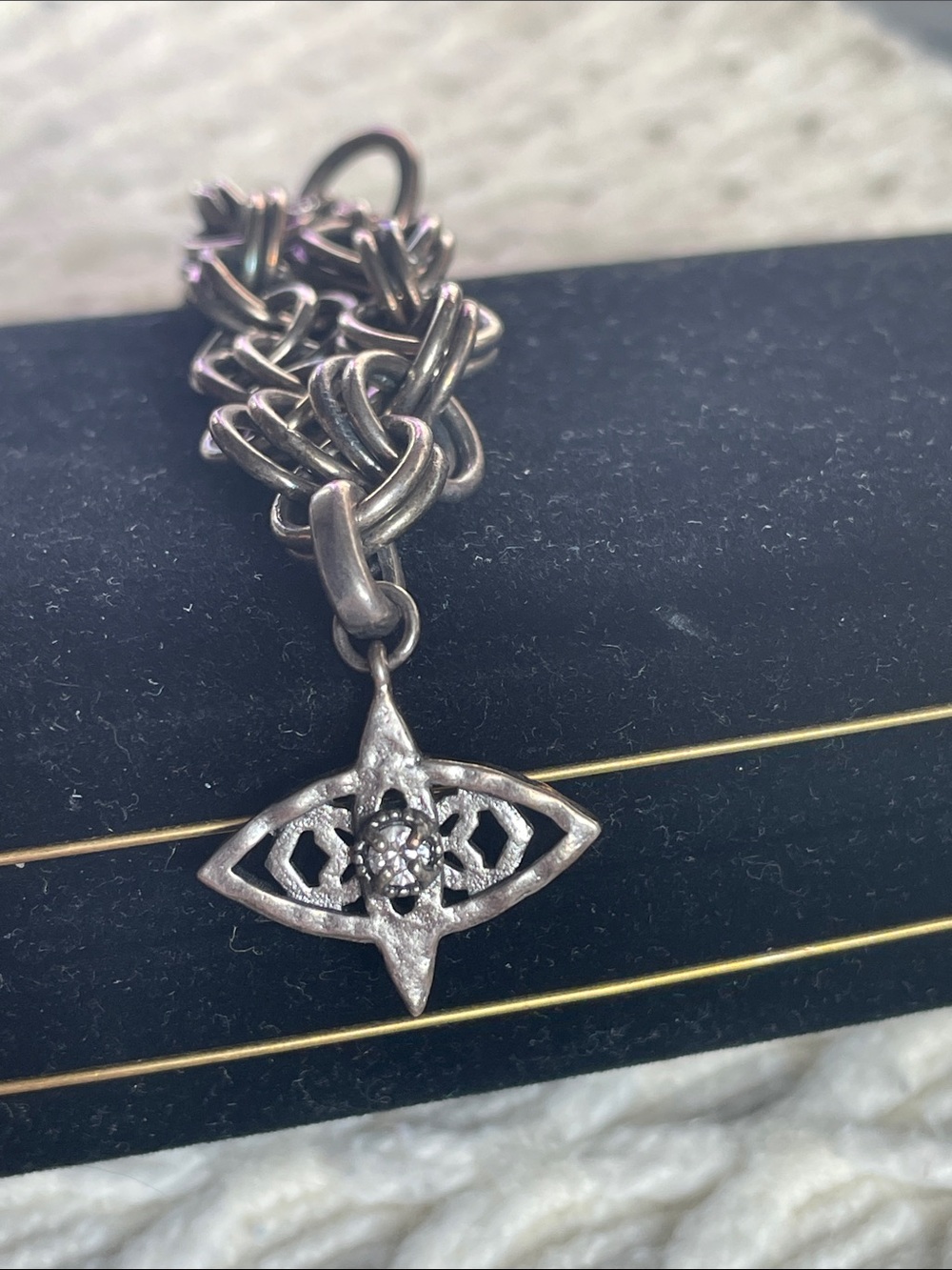 KENDRA SCOTT TOGGLE BRACELET WITH CHARMS